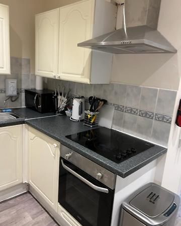 Waverley Inn Flat 因弗内斯 外观 照片