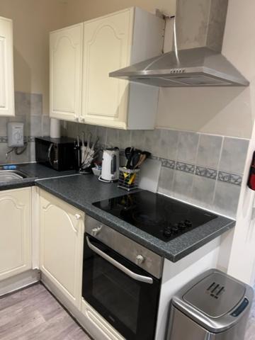 Waverley Inn Flat 因弗内斯 外观 照片
